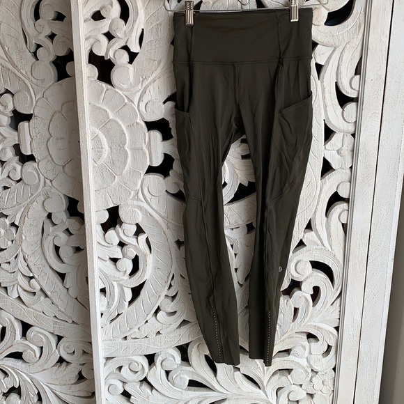 Lululemon Fast & Free 7/8 Tight in Dark Olive - Picture 2 of 4